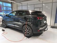 käytetty Peugeot 3008 Porvoon autoliikkeessä. Allure Hybrid 225 EAT8