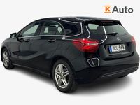 Käytetty Mercedes A180 Edition 122 HP (89 kW) 2017 Musta Viistoperä
