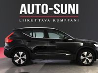 Käytetty Volvo XC40 Inscription 211 HP (155 kW) 2022 Musta Katumaasturi