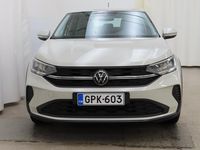 Käytetty VW Taigo Comfortline 95 HP (69 kW) 2023 Harmaa Katumaasturi