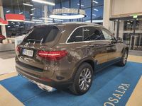 Käytetty Mercedes GLC350 Business 211 HP (155 kW) 2017 Ruskea Katumaasturi
