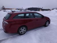 käytetty Toyota Auris PAKETTIAUTO: 2 paikkainen. Touring Sports 1,2l 116hv | Peruutuskamera|Lohkolämmitin|Vakionopeudensäädin |