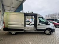 Käytetty Ford Transit Trend 170 HP (125 kW) 2022 Moondust silver (metallic) Van