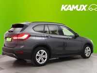 Käytetty BMW X1 Advantage 220 HP (161 kW) 2021 Hopea / harmaa Katumaasturi