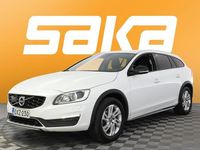 Käytetty Volvo V60 CC Business Edition 150 HP (110 kW) 2017 Farmari