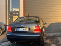 käytetty VW Bora 4D SEDAN 1.6-1J/250 HYVÄLLÄ HUOLTOKIRJALLA 0405528498