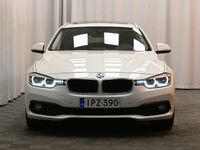 käytetty BMW 318 318 F31 Touring d A Business Sport ** Panorama / Adapt. LED / HUD / Comfort Access / Navi / Puolinahat / Sportpenkit **