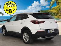 Käytetty Opel Grandland X Innovation 131 HP (96 kW) 2018 Katumaasturi