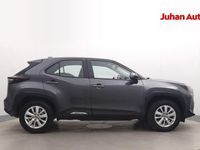 Käytetty Toyota Yaris Cross Active 116 HP (85 kW) 2023 Harmaa Katumaasturi