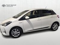 Käytetty Toyota Yaris Hybrid Edition 101 HP (74 kW) 2019 Valkoinen Viistoperä