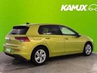 Käytetty VW Golf VIII Edition 150 HP (110 kW) 2020 Keltainen / beige Sedan