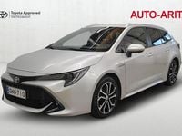 Käytetty Toyota Corolla Active 122 HP (89 kW) 2019 Hopea Farmari