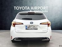 Käytetty Toyota Corolla Edition 140 HP (102 kW) 2023 Valkoinen Farmari