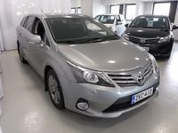 Käytetty Toyota Avensis Multidrive S 147 HP (108 kW) 2014 Harmaa Farmari