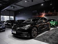 Käytetty Tesla Model 3 Performance 339 kW (462 HP) 2021 Musta Sedan
