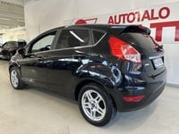 Käytetty Ford Fiesta Titanium 101 HP (74 kW) 2014 Musta Viistoperä