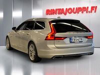Käytetty Volvo V90 Momentum 392 HP (288 kW) 2020 Hopea Farmari