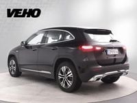 Käytetty Mercedes GLA250 Progressive 163 HP (119 kW) 2025 Musta Katumaasturi