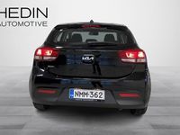 Käytetty Kia Rio LX 101 HP (74 kW) 2022 Musta Viistoperä