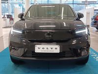 Käytetty Volvo EC40 Performance 325 kW (442 HP) 2025 Musta Katumaasturi