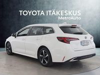 Käytetty Toyota Corolla Edition 140 HP (102 kW) 2023 Valkoinen Farmari