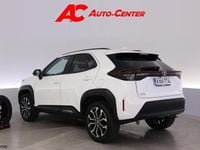 Käytetty Toyota Yaris Cross 116 HP (85 kW) 2025 040 valkoinen Katumaasturi