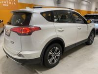 Käytetty Toyota RAV4 Hybrid Edition 155 HP (114 kW) 2017 Katumaasturi