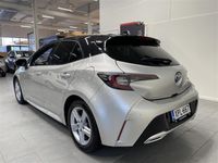 käytetty Toyota Corolla Hatchback 2,0 Hybrid Style ** 1,99% + kulut ** Lämpöpaketti ** Approved **