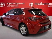 Käytetty Toyota Corolla Edition 122 HP (89 kW) 2022 Punainen Viistoperä