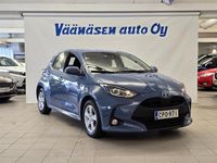 Käytetty Toyota Yaris Hybrid Active 116 HP (85 kW) 2021 Sininen Viistoperä