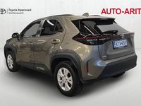 Käytetty Toyota Yaris Cross Edition 116 HP (85 kW) 2024 Ruskea Katumaasturi