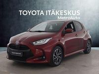 Käytetty Toyota Yaris Style 114 HP (83 kW) 2020 Punainen Viistoperä