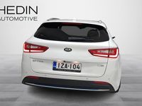 Käytetty Kia Optima Premium 156 HP (114 kW) 2017 Valkoinen Farmari