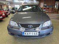 Käytetty Toyota Avensis Sol 110 HP (80 kW) 2002 Harmaa Sedan