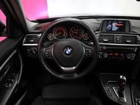käytetty BMW 330 330 F31 Touring d A xDrive Sportline LCI #Harman&Kardon #Panorama #LED Ajovalot #Koukku