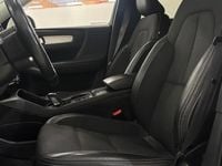 Käytetty Volvo XC40 Business Edition 190 HP (139 kW) 2019 Valkoinen Katumaasturi