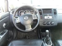 Käytetty Nissan Tiida Tekna 2009