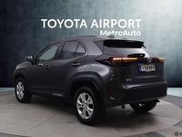 Käytetty Toyota Yaris Cross 116 HP (85 kW) 2024 Met. sininen Katumaasturi