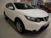 Käytetty Nissan Qashqai Acenta 116 HP (85 kW) 2015 Valkoinen Katumaasturi