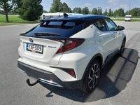 käytetty Toyota C-HR C-HR 2,0 Hybrid Intense - 2-litrainen 182hvvetokoukulla, 1-omistaja, navigointi, peruutuskamera, tu