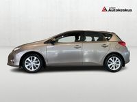 käytetty Toyota Auris 1,6 Valvematic Premium 5ov - *Korkotarjous alk. 2,99%+kulut + toimitusmahdollisuus koko Suomeen* - *HUIPPUVARUSTEET!*