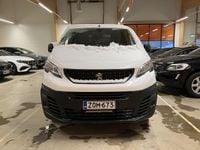 Käytetty Peugeot Expert 144 HP (105 kW) 2022 Van