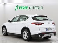 käytetty Alfa Romeo Stelvio 2,2 Diesel 210hp AT8 AWD Super 1-om VÄHÄN AJETTU