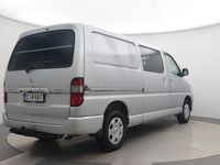 Käytetty Toyota HiAce 95 HP (69 kW) 2012 Hopea Van