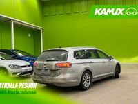 Käytetty VW Passat 120 HP (88 kW) 2018 Hopea / harmaa Farmari