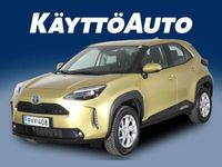 Käytetty Toyota Yaris Hybrid Active 116 HP (85 kW) 2024 Keltainen