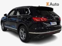 Käytetty VW Touareg Atmosphere 381 HP (280 kW) 2021 Musta Katumaasturi