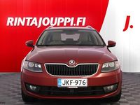 Käytetty Skoda Octavia Style 116 HP (85 kW) 2016 Punainen Farmari