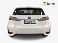 Käytetty Lexus CT200h Business Edition 99 HP (72 kW) 2016 Valkoinen Viistoperä