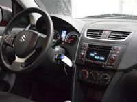 käytetty Suzuki Swift 1,2 VVT Hot Chili # Makia Peli # Lohko, ilmastointi, USB, Kahdet renkaat #